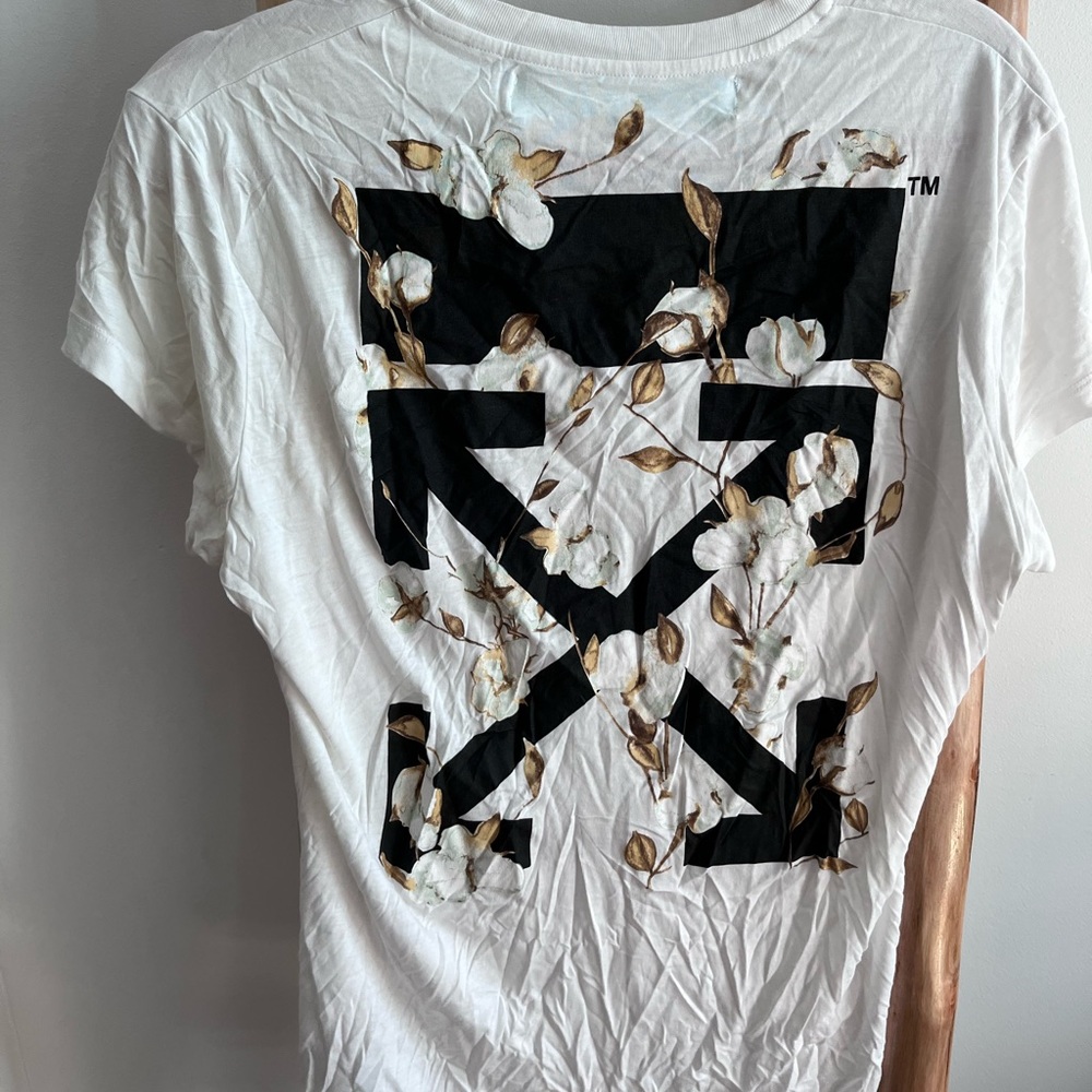 Off-white t-shirt with logo on front and back